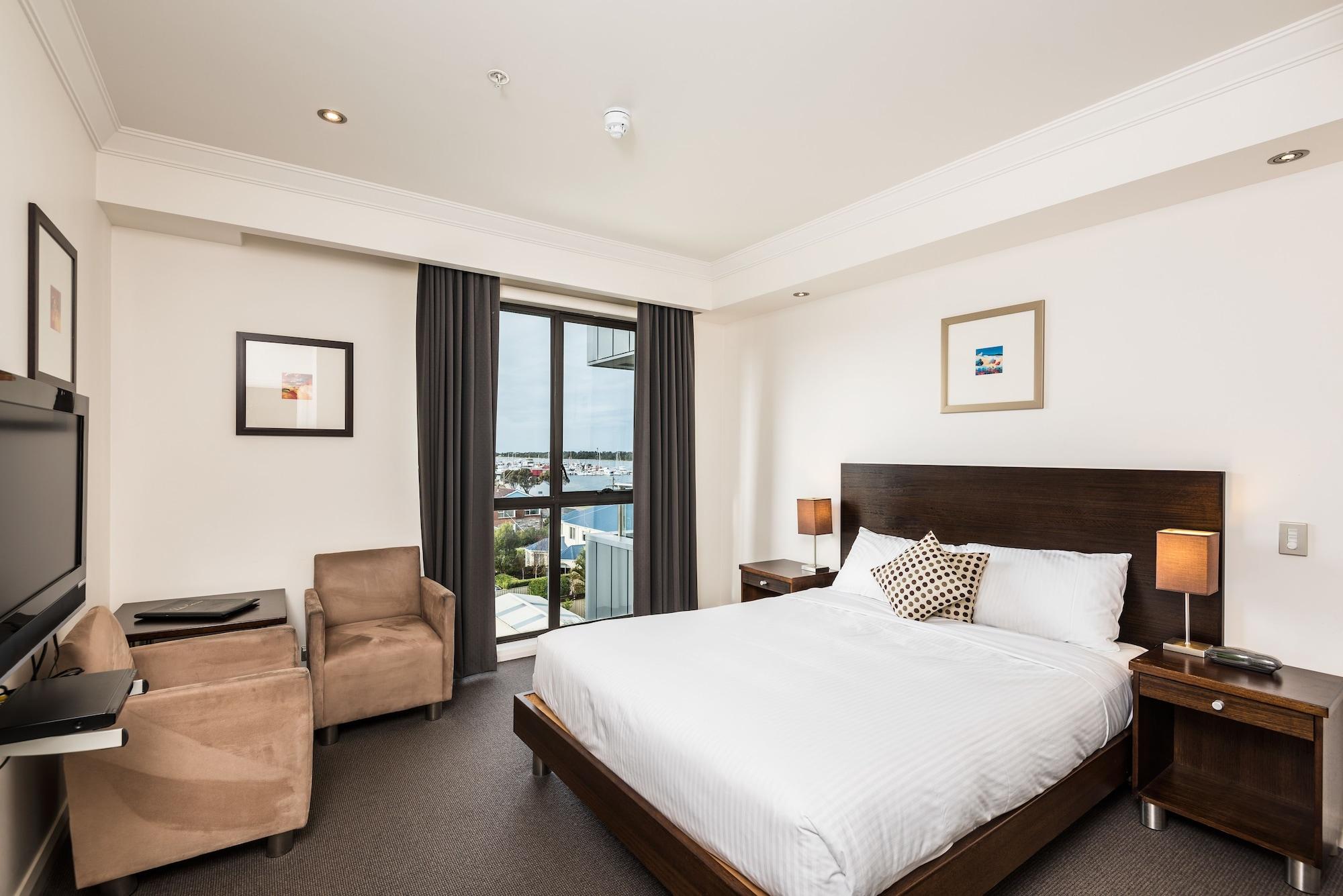 The Esplanade Resort And Spa Lakes Entrance Esterno foto
