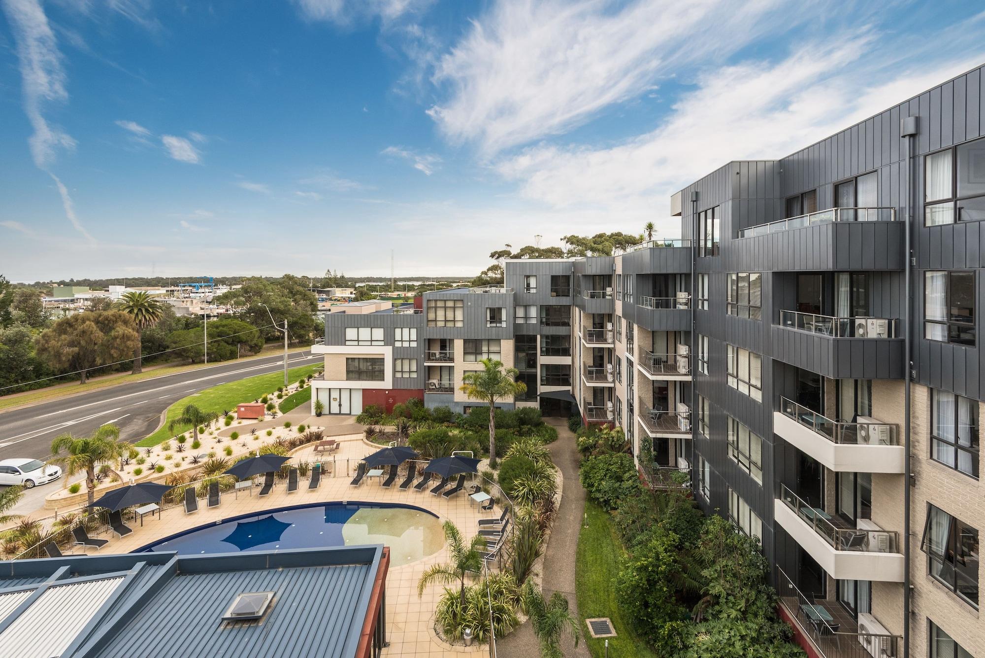 The Esplanade Resort And Spa Lakes Entrance Esterno foto