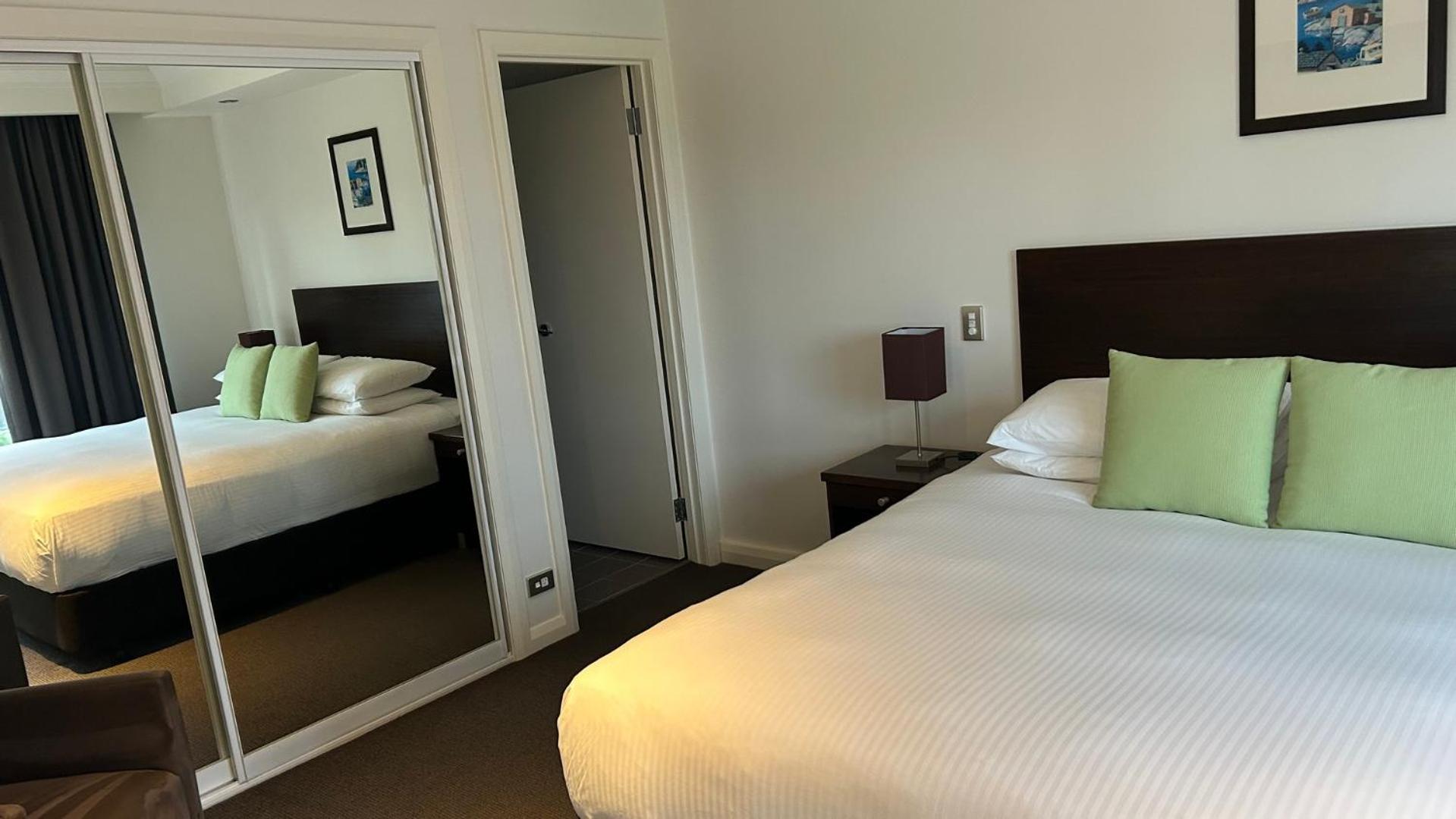 The Esplanade Resort And Spa Lakes Entrance Esterno foto