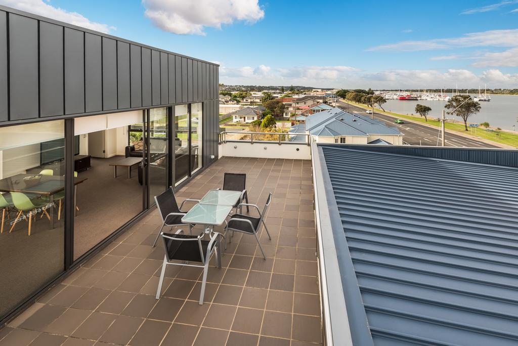 The Esplanade Resort And Spa Lakes Entrance Esterno foto